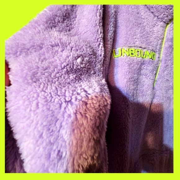💜 Unbound Babes Fleece Zip Up Sweater - Picture 3 of 7